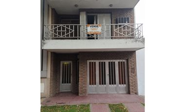 Se vende casa en Viale calle 9 de Julio