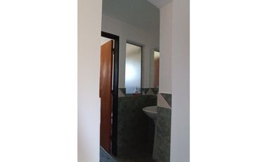 Casa en alquiler anual B° Villa del Lago. Villa Carlos Paz