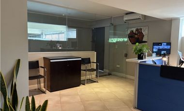 OFICINA ALQUILER EN LOMAS DE SAN ISIDRO