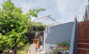 CASA A LA VENTA SOBRE AVENIDA FREYRE