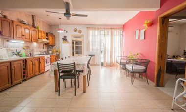 CASA A LA VENTA SOBRE AVENIDA FREYRE