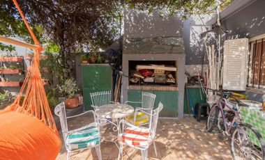 CASA A LA VENTA SOBRE AVENIDA FREYRE