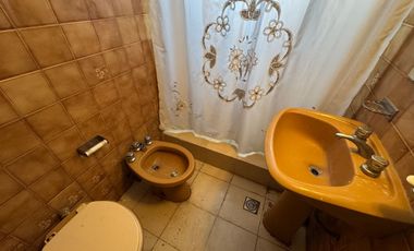 Casa 4 ambientes con pileta y quincho en Canning