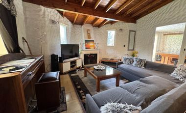 Casa 4 ambientes con pileta y quincho en Canning