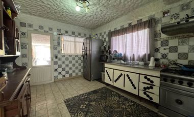 Casa 4 ambientes con pileta y quincho en Canning