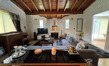 Casa 4 ambientes con pileta y quincho en Canning