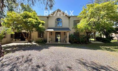 VENTA CASA 6 dormitorios PACHECO pileta y parque