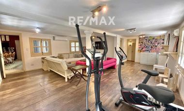 VENTA CASA 6 dormitorios PACHECO pileta y parque