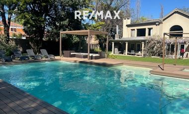VENTA CASA 6 dormitorios PACHECO pileta y parque