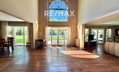 VENTA CASA 6 dormitorios PACHECO pileta y parque