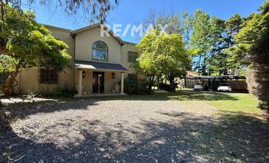 VENTA CASA 6 dormitorios PACHECO pileta y parque