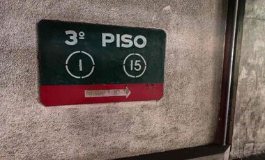 VENTA COCHERA EN CORRIENTES 863