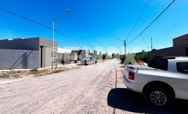 CASA EN PH 2 DORMITORIOS EN B° RENKE, PLOTTIER NQN
