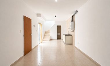 Dúplex PH en Villa Dora · 2 dorm. - cochera.
