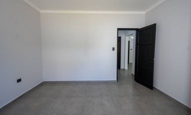 Casa a estrenar con patio verde en Guadalupe