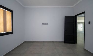 Casa a estrenar con patio verde en Guadalupe