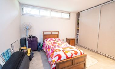 REMAX VENDE CASA IMPONENTE EN COUNTRY LOS MOLINOS