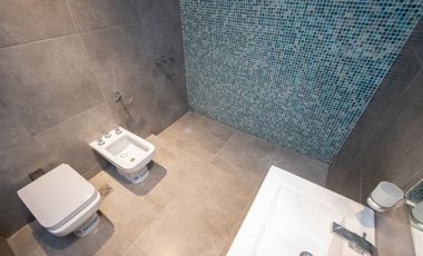 REMAX VENDE CASA IMPONENTE EN COUNTRY LOS MOLINOS