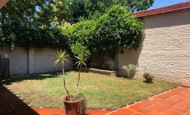 CASA EN VENTA EN BARRIO MARITIMO