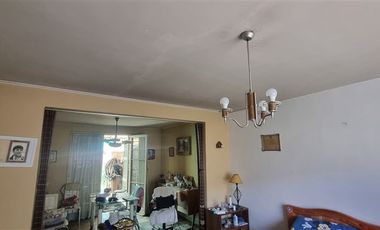 Casa en Arriendo en Eduardo Marinot Esquina Avda. Carlos Valdovinos
