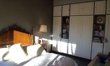 CASA 7 AMBIENTES, COCHERA Y PILETA EN QUILMES