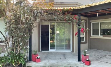 CASA EN VENTA EN VILLAGE DEL PARQUE