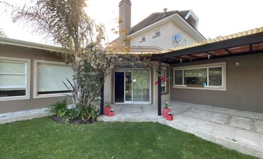 CASA EN VENTA EN VILLAGE DEL PARQUE