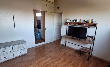 VENTA EN BLOQUE CASA Y DEPTO EN BERAZATEGUI