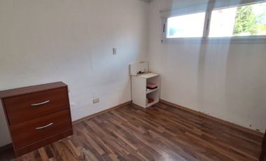 VENTA EN BLOQUE CASA Y DEPTO EN BERAZATEGUI