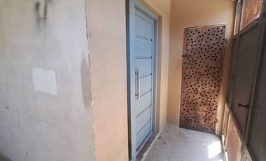 VENTA EN BLOQUE CASA Y DEPTO EN BERAZATEGUI