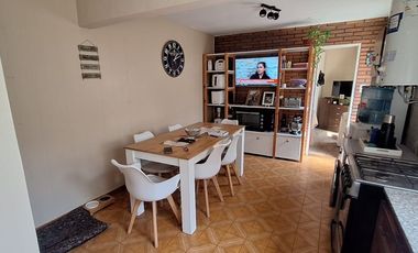 VENTA EN BLOQUE CASA Y DEPTO EN BERAZATEGUI