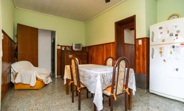 Casa 3 ambientes en venta Quilmes Apto Credito