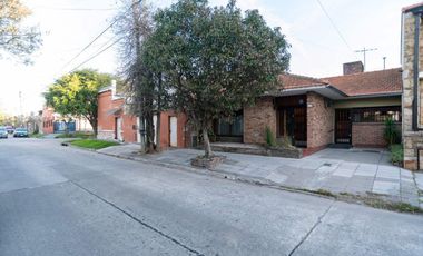 Casa 3 ambientes en venta Quilmes Apto Credito