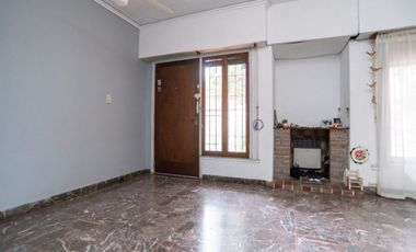Casa 3 ambientes en venta Quilmes Apto Credito