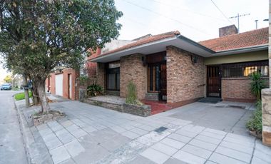 Casa 3 ambientes en venta Quilmes Apto Credito