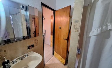 VENTA CASA 3 AMBIENTES QUILMES OESTE COCHERA