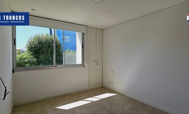 Casa 4 ambientes Venta Los Troncos