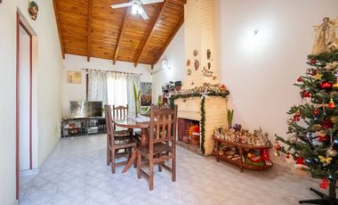 Casa en venta - 3 dormitorios - Ledesco del valle.