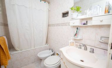 Casa en venta - 3 dormitorios - Ledesco del valle.