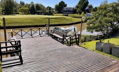 CASA 5 AMB VENTA EN ISLA DEL ESTE.QUINCHO AMARRA