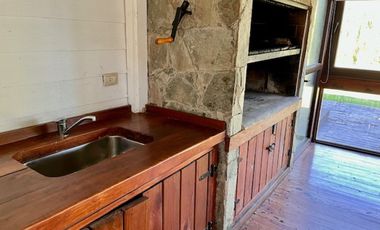 CASA 5 AMB VENTA EN ISLA DEL ESTE.QUINCHO AMARRA