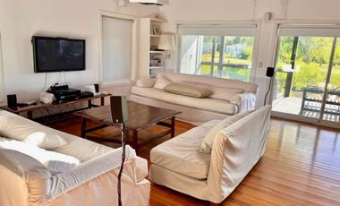 CASA 5 AMB VENTA EN ISLA DEL ESTE.QUINCHO AMARRA