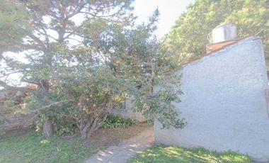 Venta terreno con casa 3 amb y parque Berazategui
