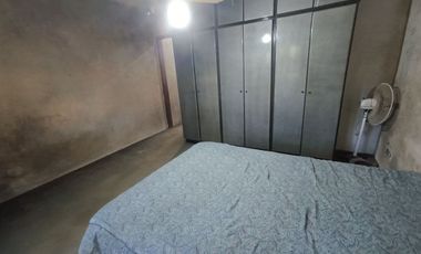 Venta terreno con casa 3 amb y parque Berazategui