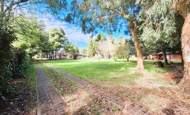 Venta Casa quinta 3 amb con quincho sobre ruta