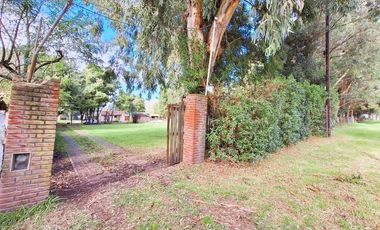 Venta Casa quinta 3 amb con quincho sobre ruta