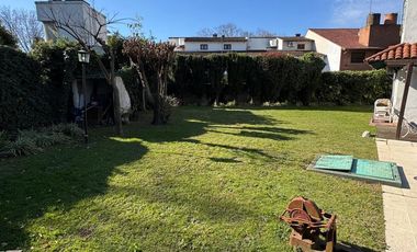 Venta LOTE de 1544 metros cuadrados en OLIVOS