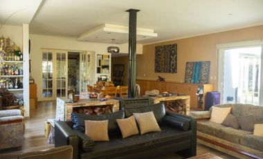 Casa de 4 dormitorios con pileta - City Bell