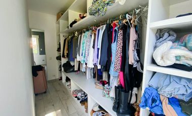 Casa de 4 dormitorios con pileta - City Bell