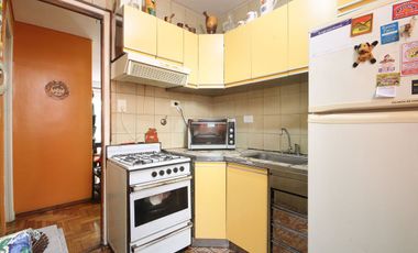 VENTA 4 AMBIENTES c/BALCÓN FRENTE 1°Piso TIPO CASA